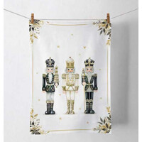 ROYAL NUTCRACKERS, Ambiente